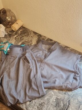FIGS Grey Scrub Set with Teal Drawstring